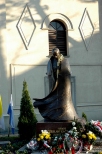 Kielce - pomnik biskupa Czesawa