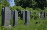 Cmentarz ydowski w Bielsku Biaej - obeliski cmentarne