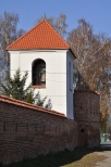 kościół w Brochowie (mury)