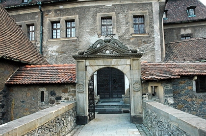 Leśna - brama paradna do zamku Czocha