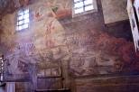 Freski na cianach cerkwi w Chotycu