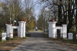 brama do stajni w Janowie Podlaskim