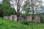 Ruiny synagogi. Lutowiska