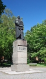 Pomnik Moniuszki.