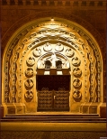 Bielsko Biaa noc - neoromaski portal katedry w. Mikoaja