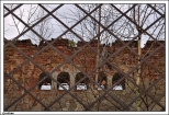 Grodziec - ruiny neogotyckiego kocioa ewangelickiego z koca XIX wieku