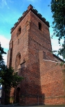 Gotycka wieża kościoła pw. Narodzenia NMP z XVw.
