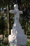 Ponidziańskie świątki - przydrożny krzyż w Czarnocinie
