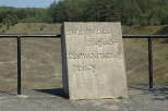 Obóz w Treblince - płyta w żwirowni