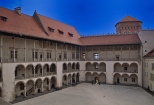 Dziedziniec zamku na Wawelu.
