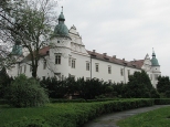 zamek od strony parku