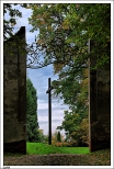 Lubi - klasztor benedyktynw (brama boczna od stony parku i dworu)