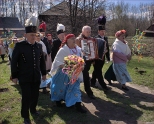 Grnolski Park Etnograficzny w  Chorzowie - Wielkanoc na lsku - wdrwka z korowodem marzankowym po wsi
