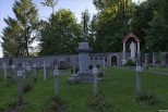 Klasztor Karmelitw Bosych w Czernej - cmentarz zakonny