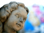 Jeden z aniokw przy Muzeum Fryderyka Chopina
