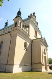 Fasada zachodnia kościoła Zwiastowania NMP. Leżajsk