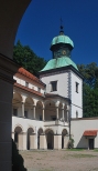 Renesansowy zamek w Suchej Beskidzkiej.