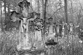 Kamienna nekropolia w Starym Bruśnie