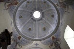 Pińczów - kopuła z aniołami w kościele Franciszkanów