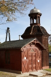 Gdask - drewniana dzwonnica przy kociele w. Ignacego Loyoli