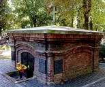 cmentarz na Lipowej - grb powstacw styczniowych