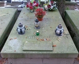 cmentarz na Lipowej - grb ks. Piotra ciegiennego