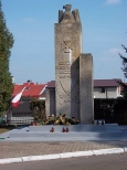 Cmentarz wojenny - pomnik bohaterw II wojny wiatowej